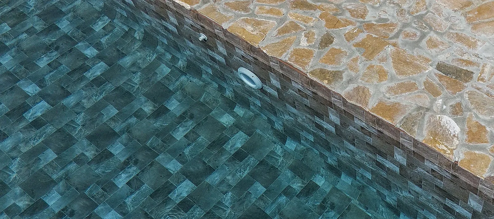 Liner Golden Basalt - bild 3