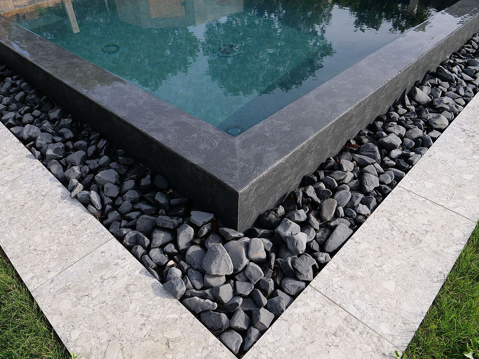 CGT Aquasense Black Slate – pool