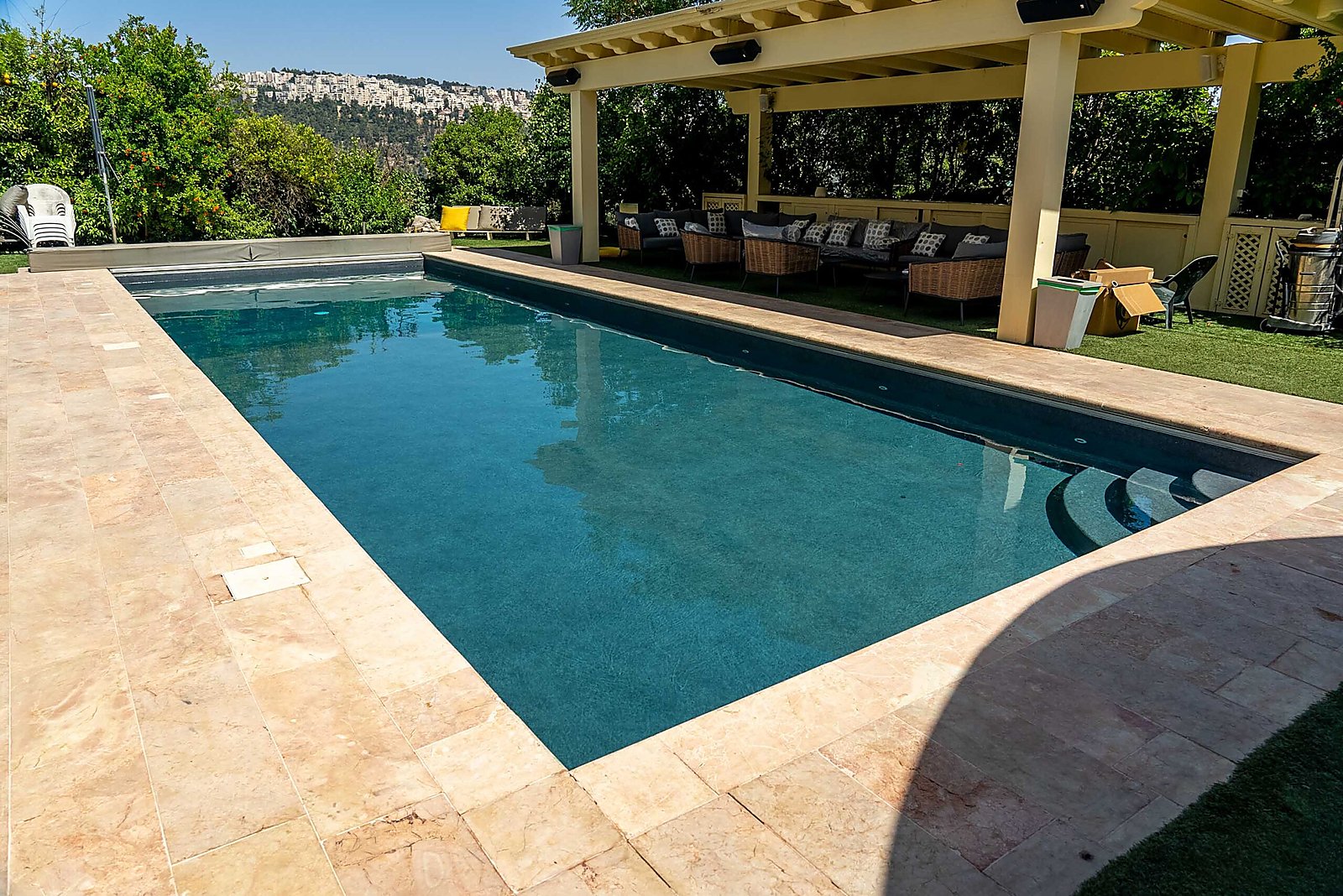 Haogenplast Stoneflex Slate – pool i mörk skifferton
